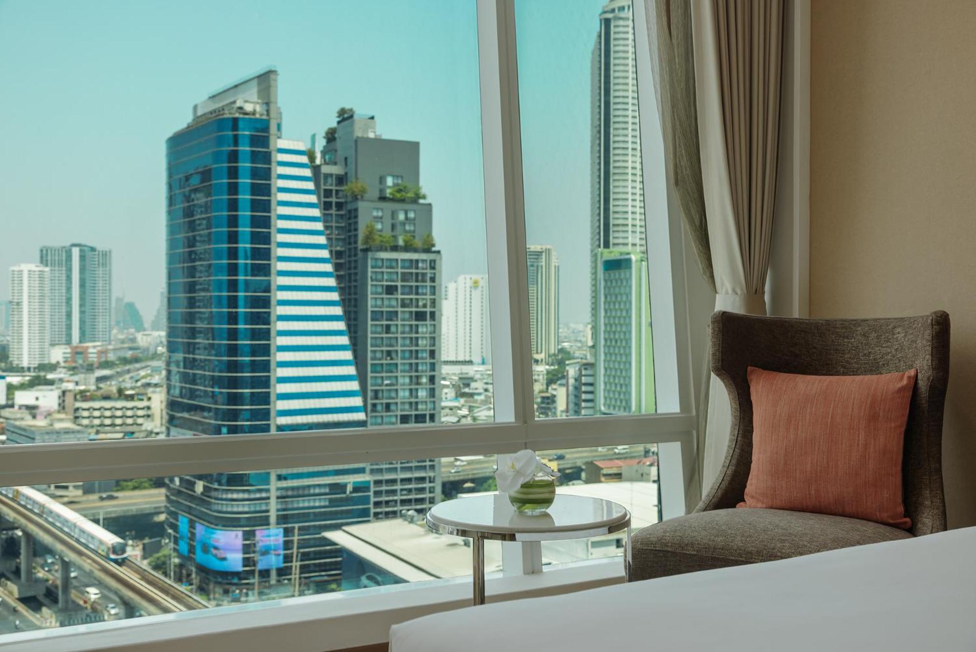 Eastin Grand Sathorn Отель Бангкок