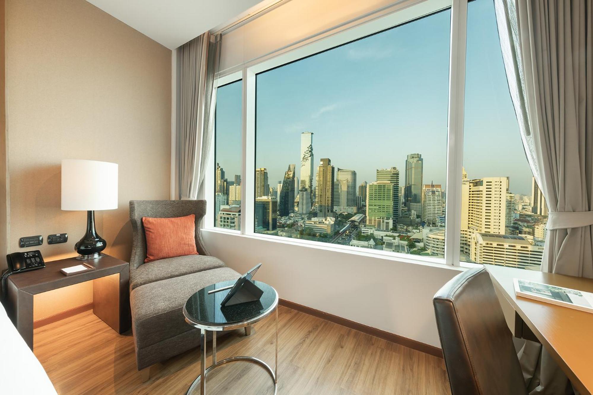 Eastin Grand Sathorn מלון 5*